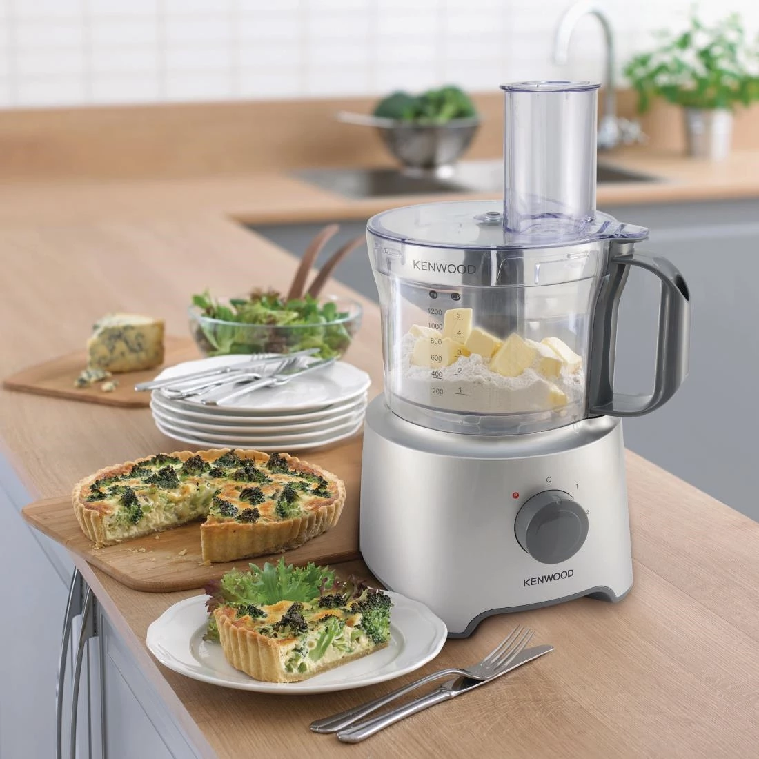 Kenwood MultiPro Compact Food Processor FDP301SI - Image 2