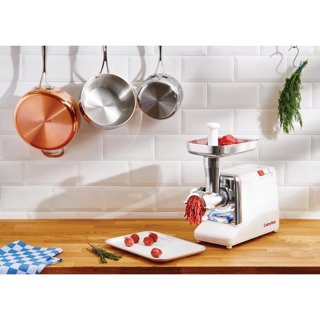 Caterlite Meat Mincer - Image 2