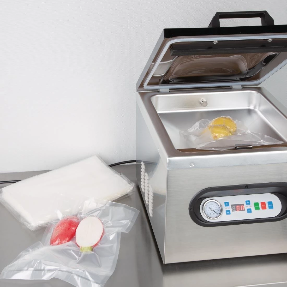 Vogue Vacuum Pack Bags 250 X 350mm (Pack Of 50) - Image 5