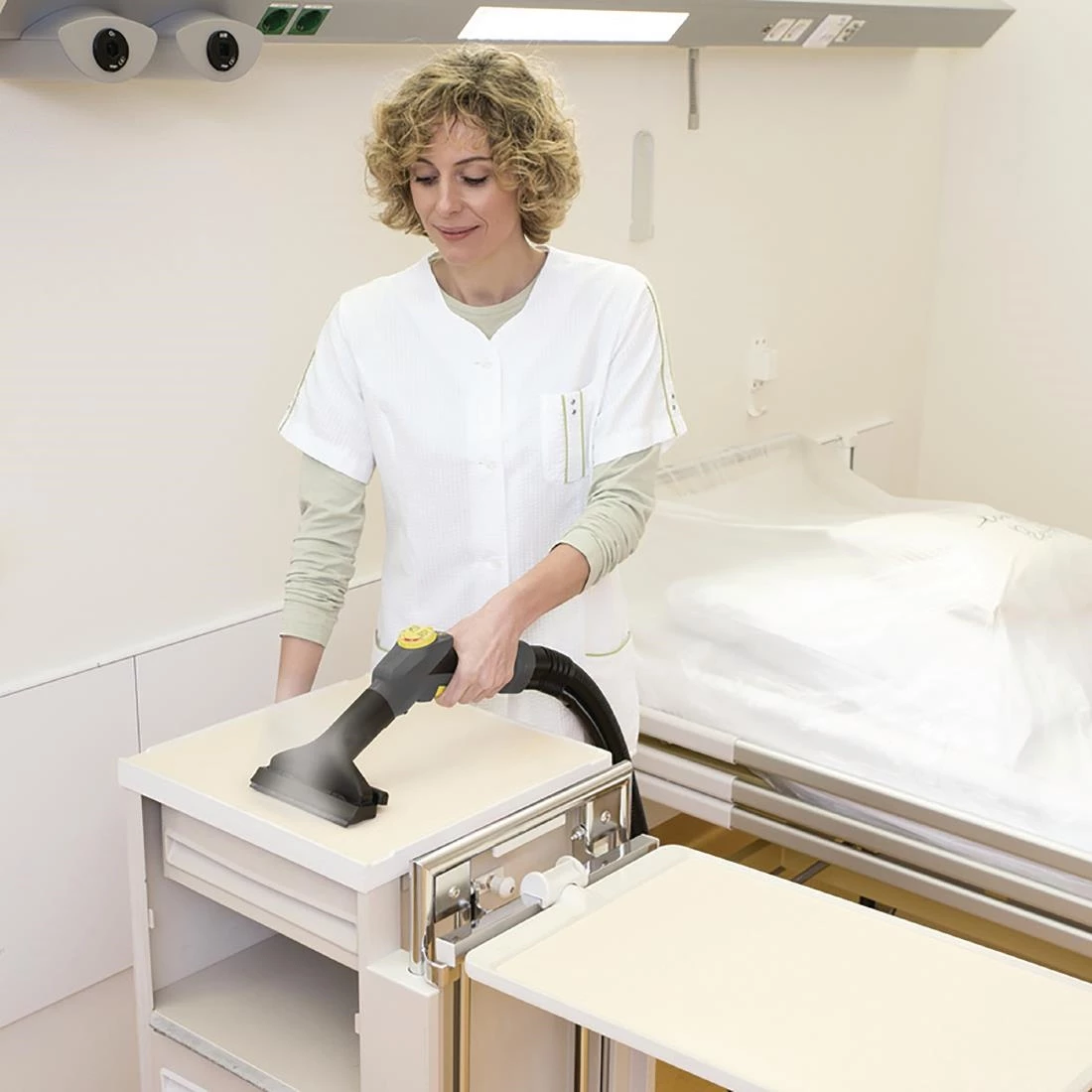 Karcher SGV 8/5 Steam Vacuum Cleaner - Image 4