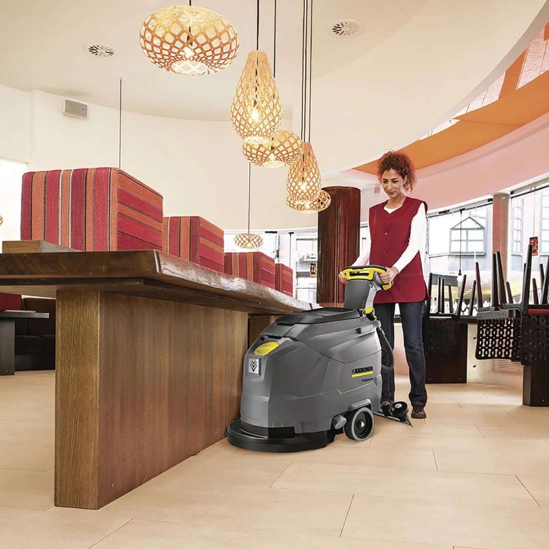 Karcher BD 43/25 C Bp Scrubber Dryer - Image 3