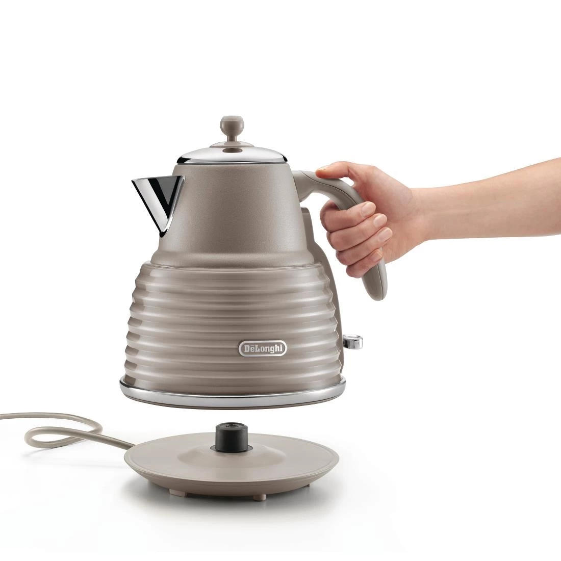 DeLonghi Scolpito Kettle Biege KBZS3001BG - Image 3